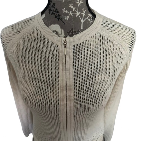 Mossimo Women's S Tan Zip Up Knit Cropped Long Sleeves Crew Neck Sweater Top - Picture 2 of 16